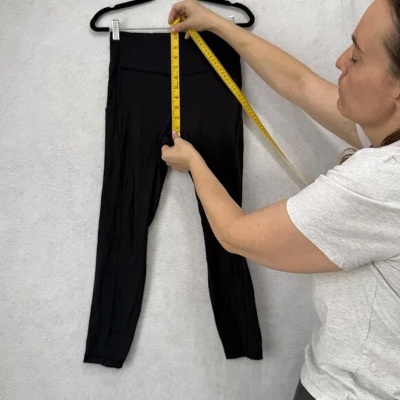 Athleta Leggings Womens Small Black Ultimate Stash Pocket 7/8 Tight Yoga Gym - Picture 3 of 10